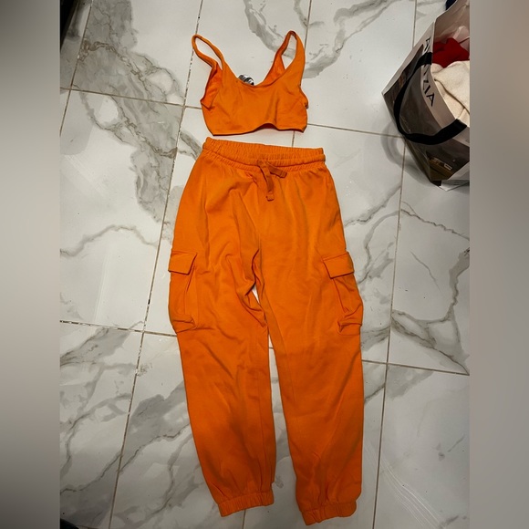 Matching set! Cargo pants and a tank top! - Picture 1 of 7